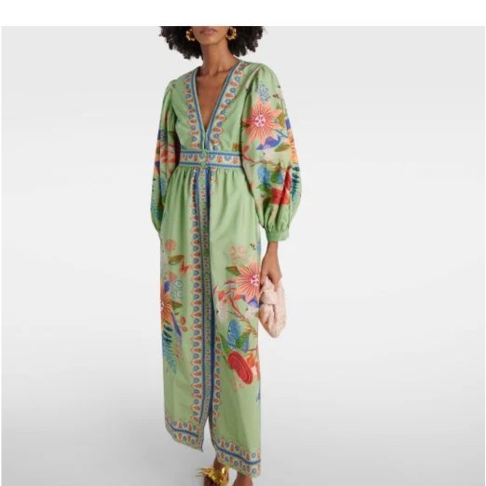 Green Bright Yard Maxi Dress
Color: BRIGHT XXS